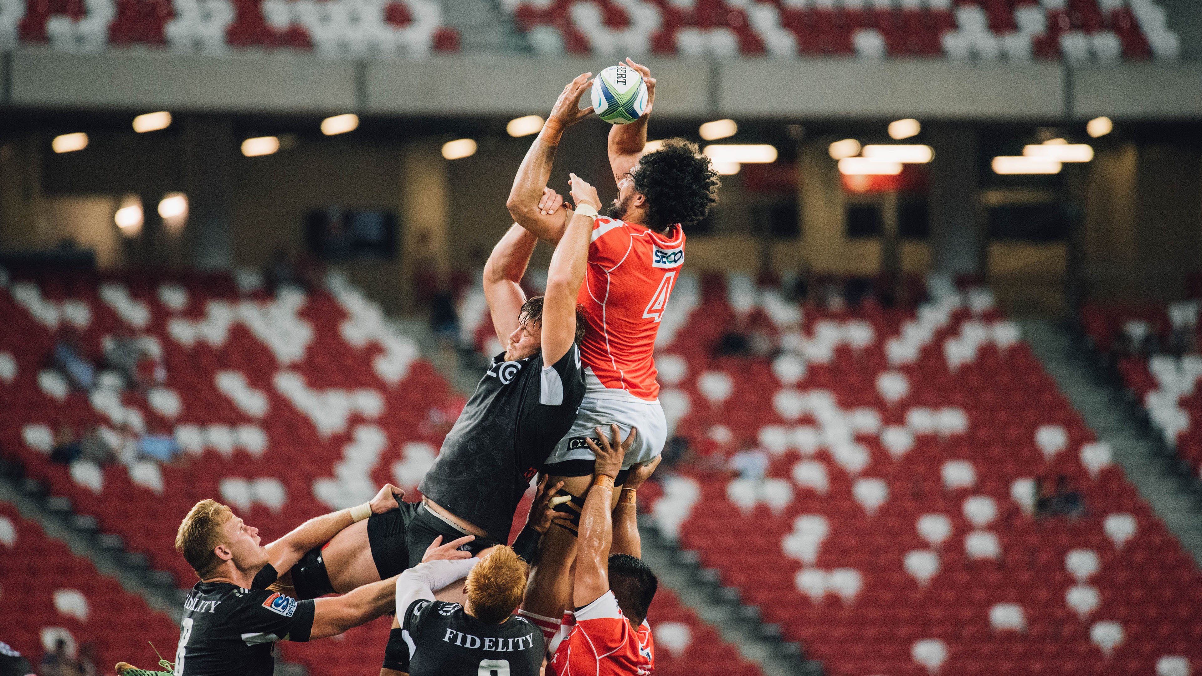 世界杯：使用可重复利用杯具的球场垃圾减少三成 官方力推该方案